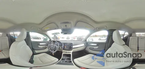 2022 Volvo Xc40 T5 Momentum z USA, uszkodzony, nr VIN YV4162UK9N2652506